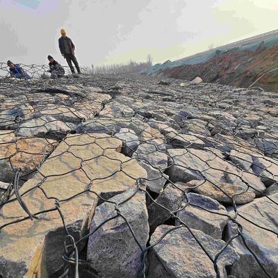 Galvanized Gabion Retaining Wall Customized Size For River Protection