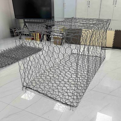 Galvanized Wire Mesh Gabion Stone Wall 2.7mm River Protection Retaining Wall Using