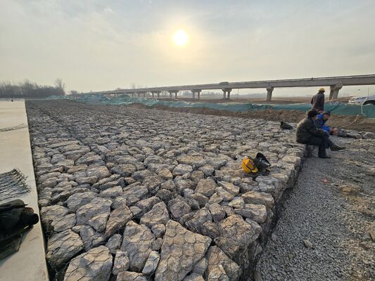 Hot-Dipped Galvanized Gabion Box / Gabion Basket for Retaining Wall & Erosion Control