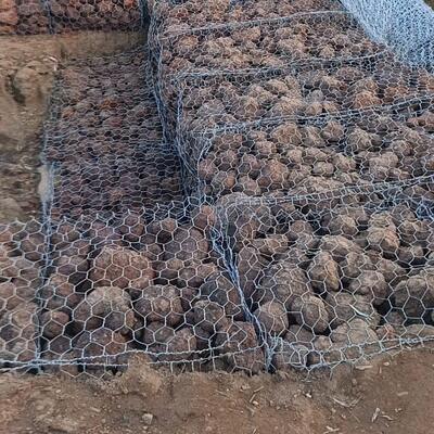 Durability Customized 6*2*0.3m / 2.2mm Gabion Retaining Wall For Water Conservancy & River Regulation