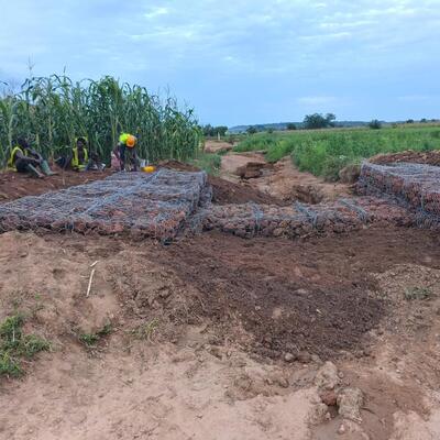 Durability Customized 6*2*0.3m / 2.2mm Gabion Retaining Wall For Water Conservancy & River Regulation